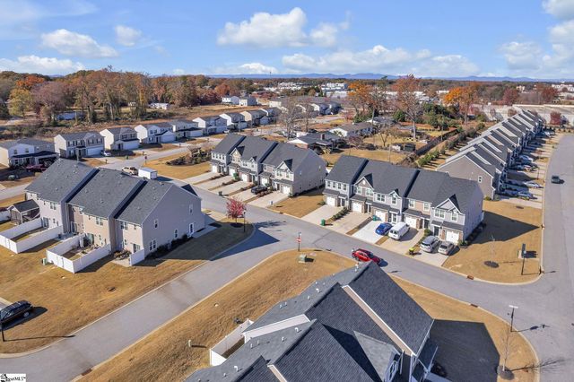 319 Weststone Walk, Spartanburg, SC 29301