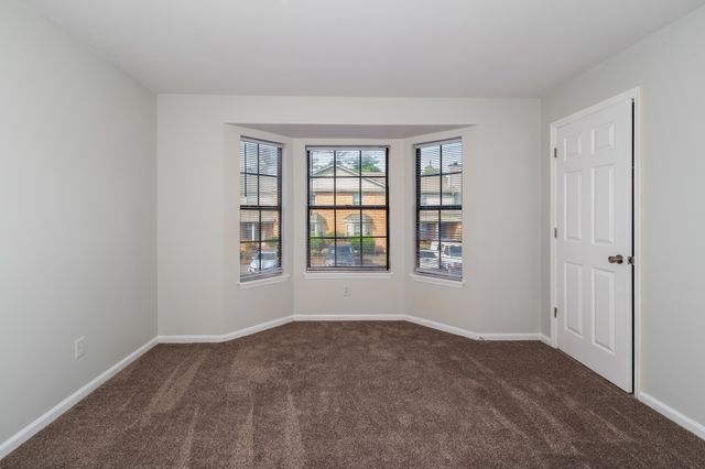 207 Ellington Pl, Madison, TN 37115