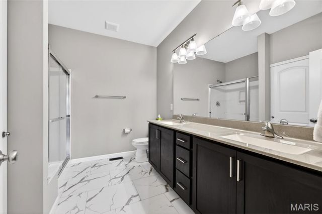 526 Columbia Downs Drive, Lake St Louis, MO 63367