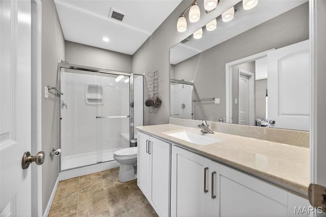 526 Columbia Downs Drive, Lake St Louis, MO 63367