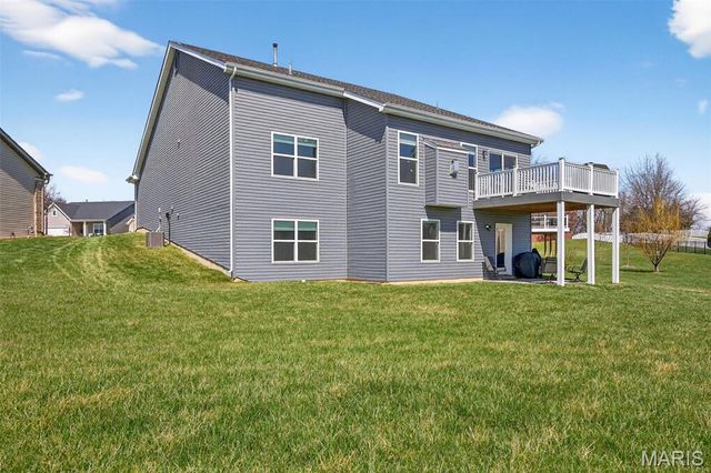 526 Columbia Downs Drive, Lake St Louis, MO 63367