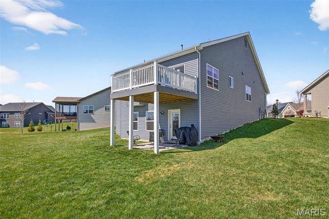 526 Columbia Downs Drive, Lake St Louis, MO 63367