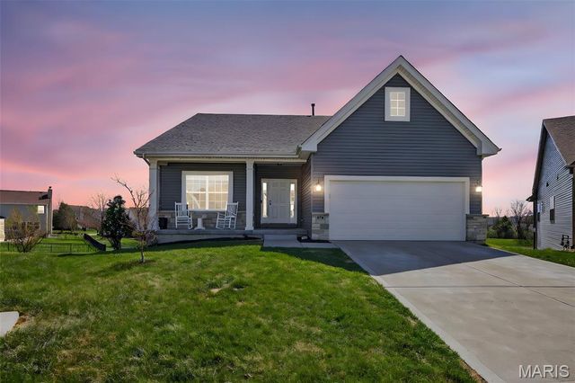 526 Columbia Downs Drive, Lake St Louis, MO 63367