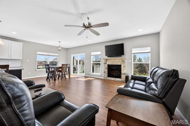 526 Columbia Downs Drive, Lake St Louis, MO 63367