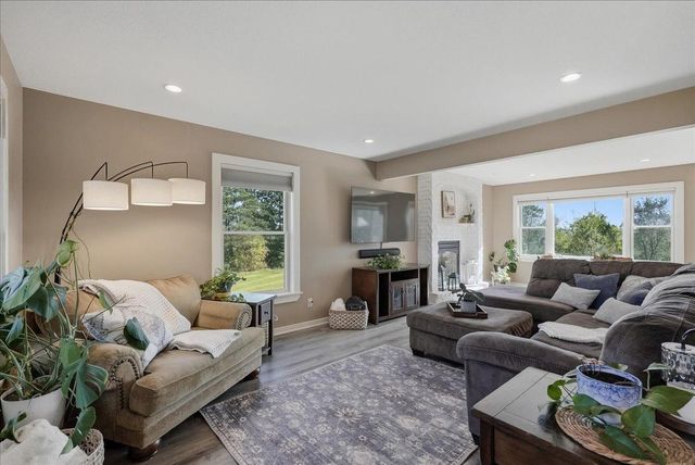 1295 110th Avenue, Roberts, WI 54023