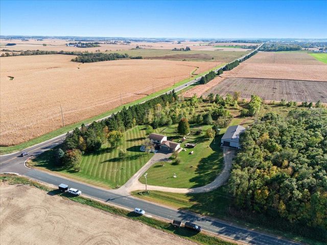 1295 110th Avenue, Roberts, WI 54023