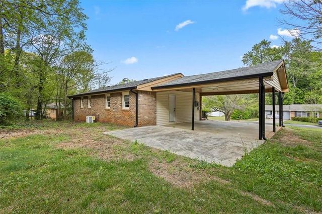 3570 Briar Drive, Lithia Springs, GA 30122