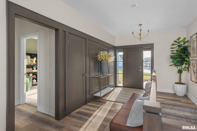 5167 LAKESIDE Court, Bettendorf, IA 52722