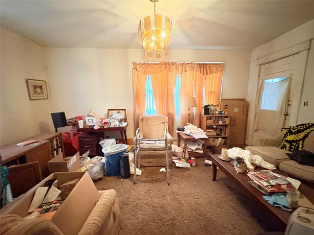 542 Guthrie Avenue, Des Moines, IA 50313