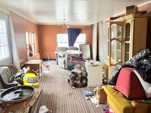 542 Guthrie Avenue, Des Moines, IA 50313