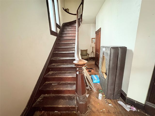 542 Guthrie Avenue, Des Moines, IA 50313