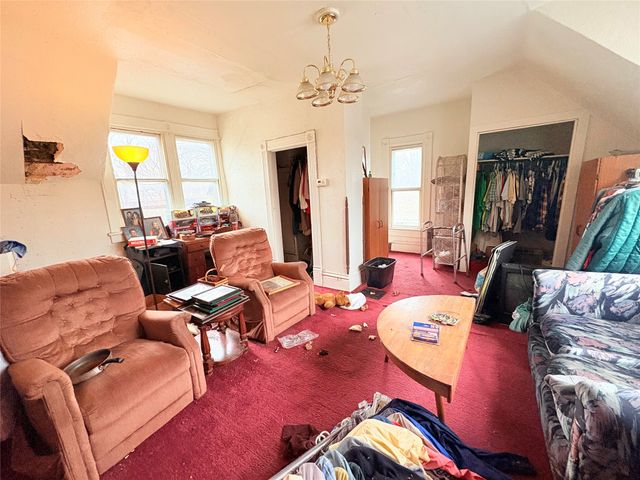 542 Guthrie Avenue, Des Moines, IA 50313