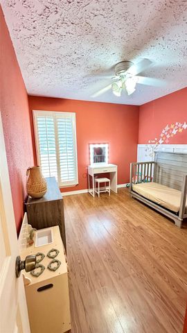 706 Leicester Lane, Houston, TX 77034
