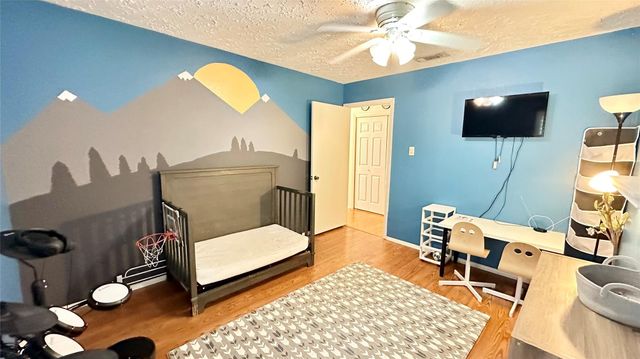 706 Leicester Lane, Houston, TX 77034