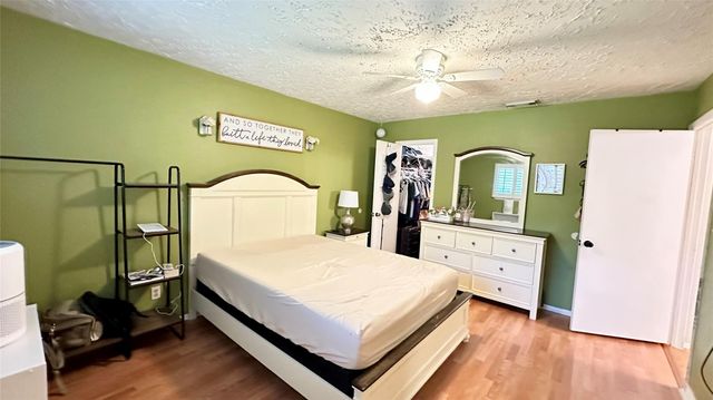 706 Leicester Lane, Houston, TX 77034