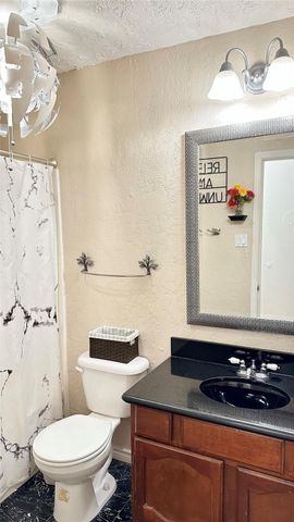 706 Leicester Lane, Houston, TX 77034