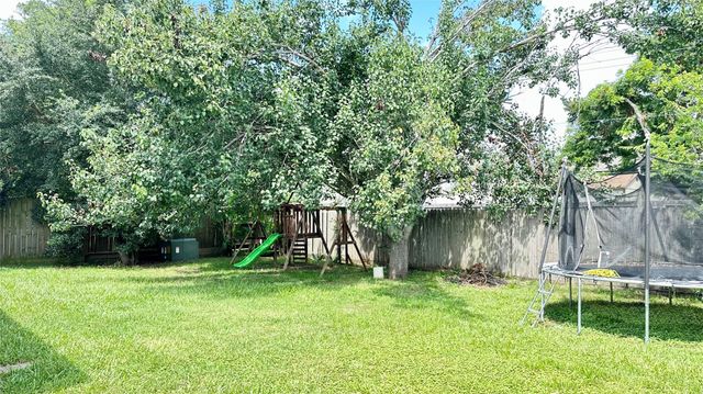 706 Leicester Lane, Houston, TX 77034