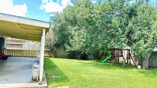 706 Leicester Lane, Houston, TX 77034