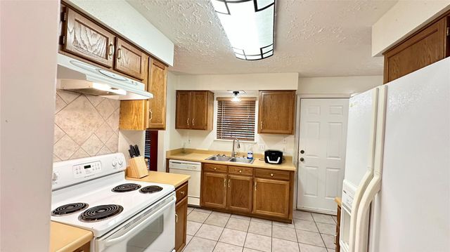 706 Leicester Lane, Houston, TX 77034