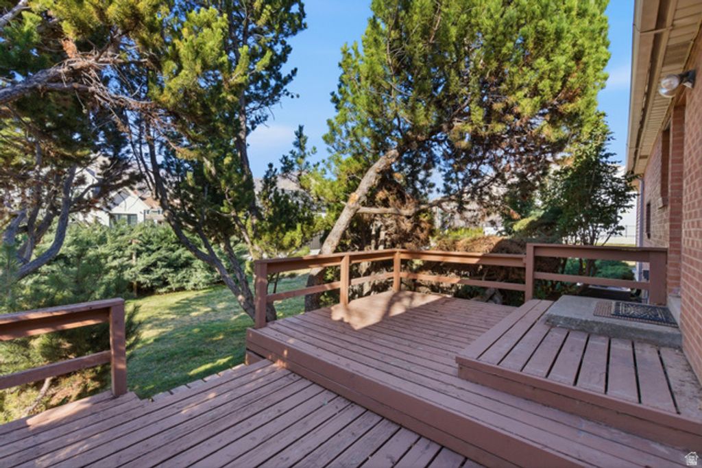 Image 32 of property listing at 265 E 600 N, Mapleton, UT 84664