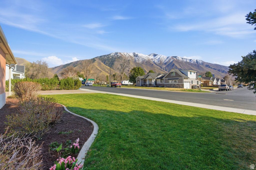 Image 5 of property listing at 265 E 600 N, Mapleton, UT 84664