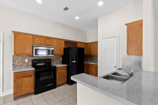 8810 Quail Ridge Drive, Rowlett, TX 75089