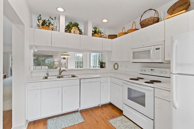 14740 SHIPWATCH TRACE 1947, Largo, FL 33774