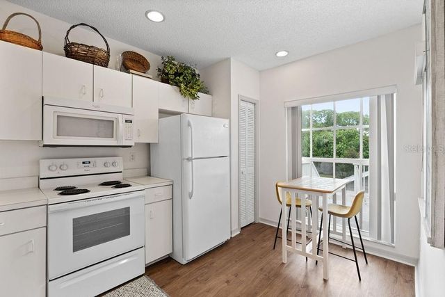 14740 SHIPWATCH TRACE 1947, Largo, FL 33774