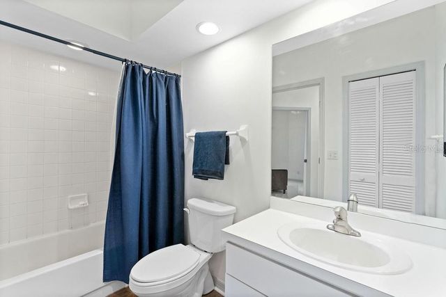 14740 SHIPWATCH TRACE 1947, Largo, FL 33774