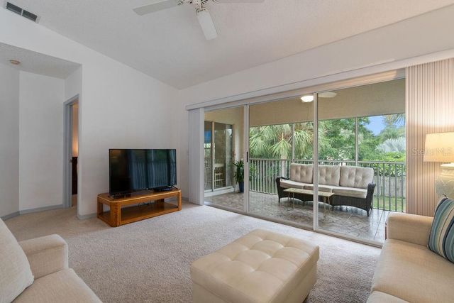 14740 SHIPWATCH TRACE 1947, Largo, FL 33774