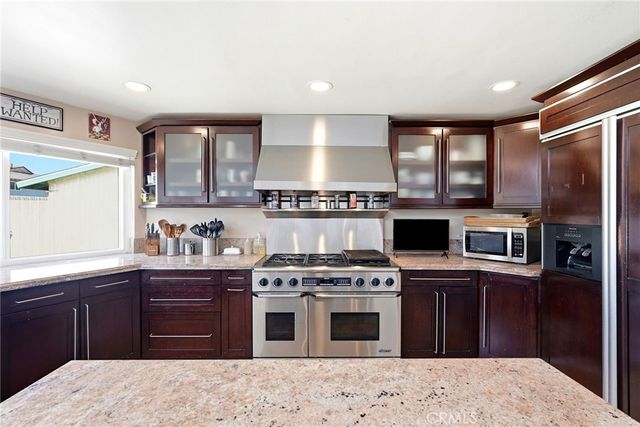 19927 Cantara, Winnetka, CA 91306