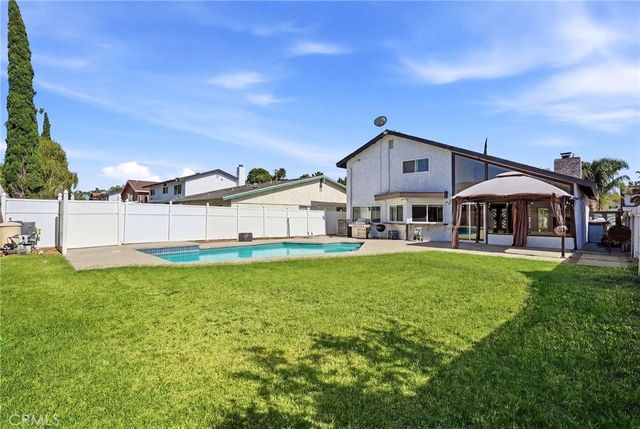 19927 Cantara, Winnetka, CA 91306