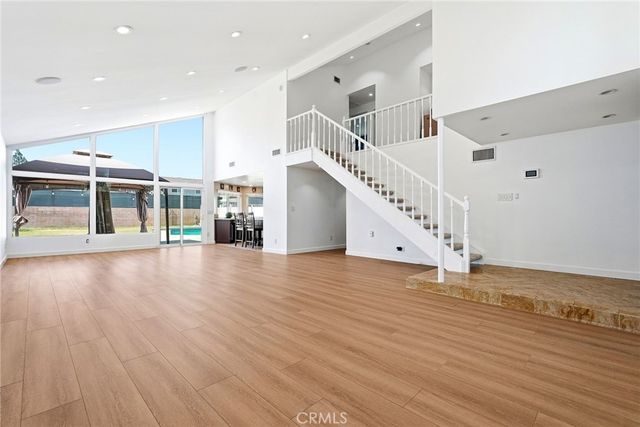 19927 Cantara, Winnetka, CA 91306