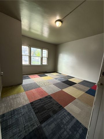 626 Jay St, Rochester, NY 14611