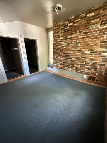 626 Jay St, Rochester, NY 14611