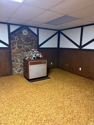 2919 Schooling Road, Spencer, IN 47460