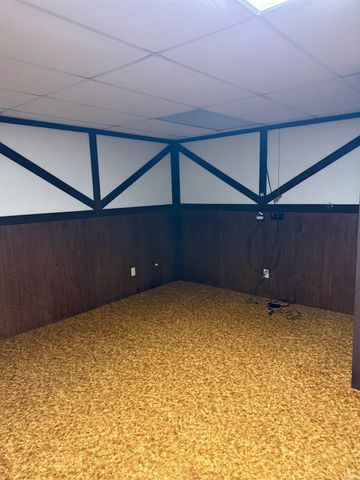 2919 Schooling Road, Spencer, IN 47460