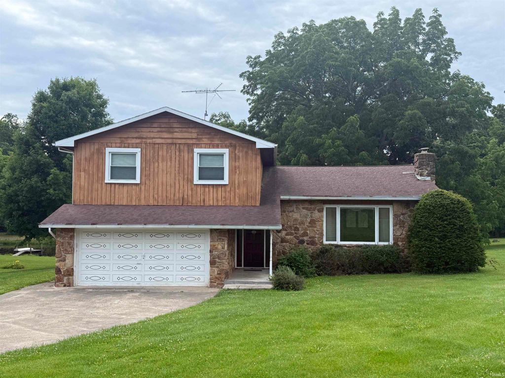 2919 Schooling Road, Spencer, IN 47460