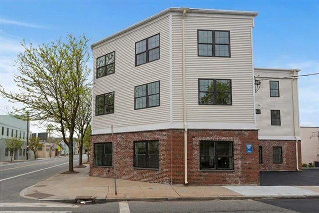 531 Smith Street 201, Providence, RI 02908