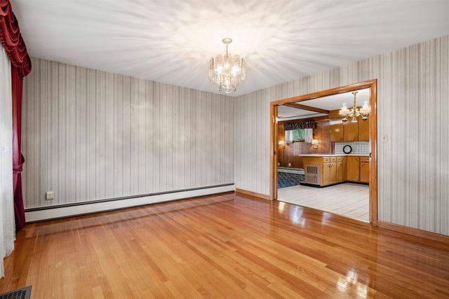 24 Plummer Street, Goffstown, NH 03102