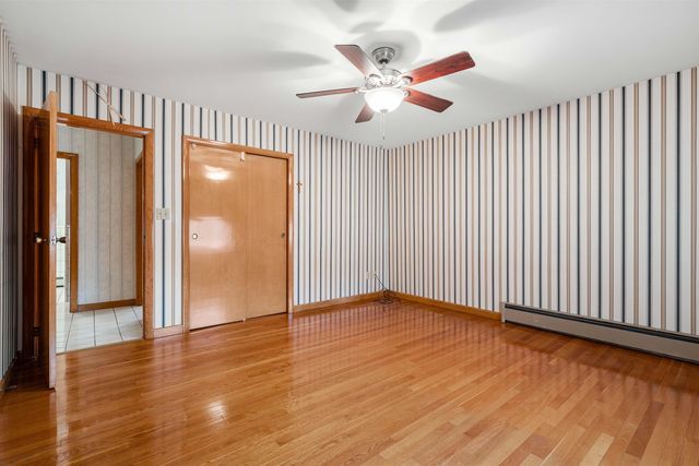 24 Plummer Street, Goffstown, NH 03102