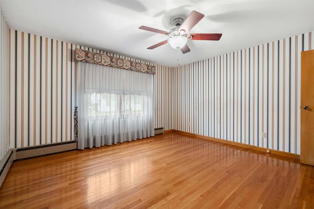 24 Plummer Street, Goffstown, NH 03102