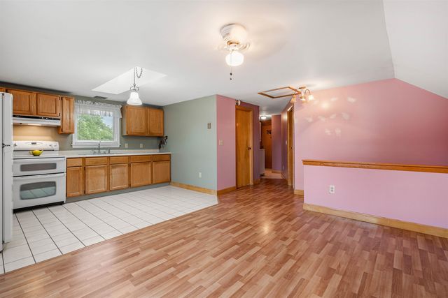 24 Plummer Street, Goffstown, NH 03102