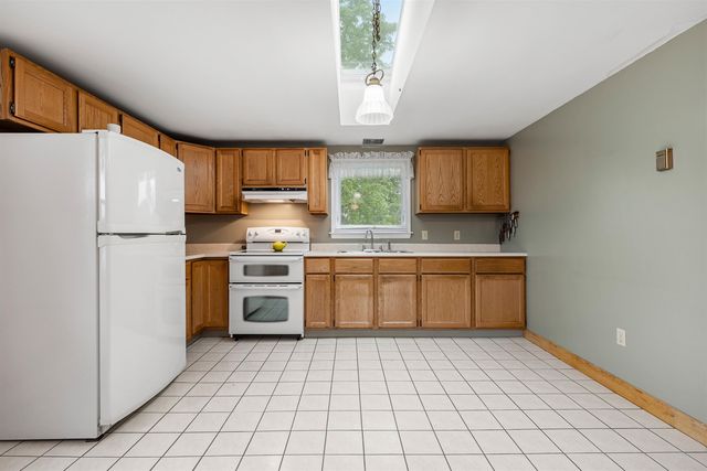 24 Plummer Street, Goffstown, NH 03102