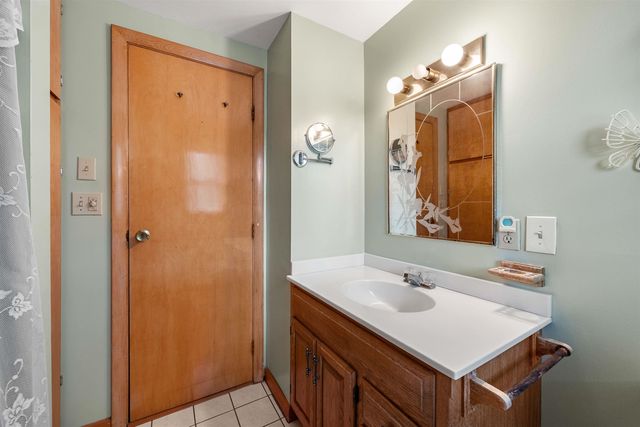 24 Plummer Street, Goffstown, NH 03102