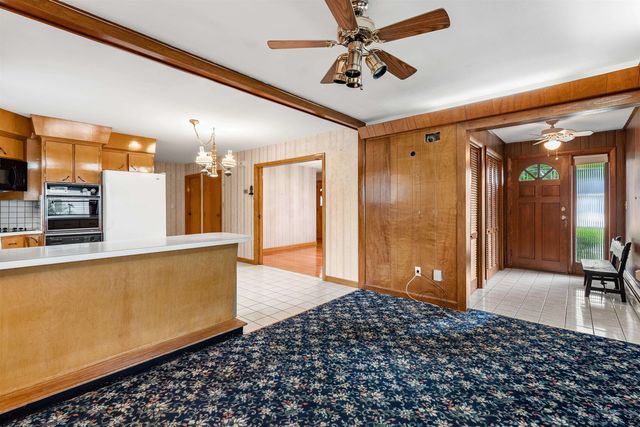 24 Plummer Street, Goffstown, NH 03102