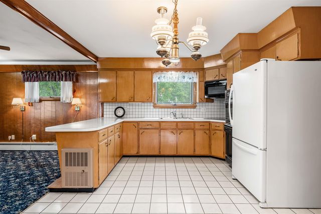 24 Plummer Street, Goffstown, NH 03102