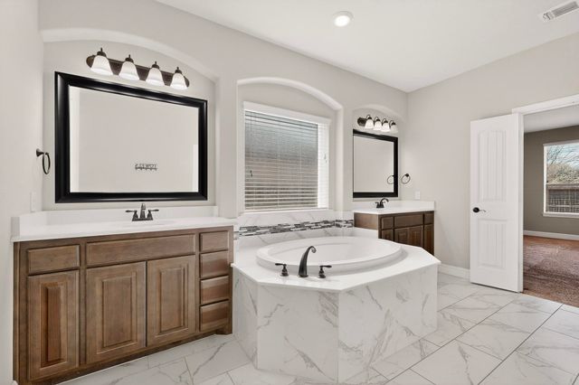 1025 Merion Drive, Fort Worth, TX 76028