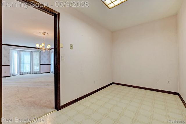 1688 Carpenter Drive, Troy, MI 48098
