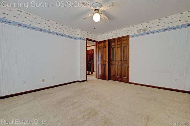 1688 Carpenter Drive, Troy, MI 48098